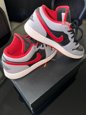 Nike Kids Sneakers in Gray, Black & Red